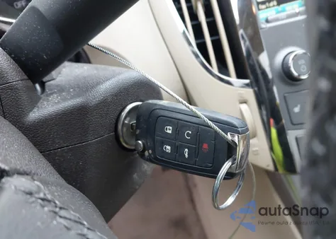 2013 Buick Lacrosse Leather Group z USA, uszkodzony, nr VIN 1G4GC5ER5DF126685